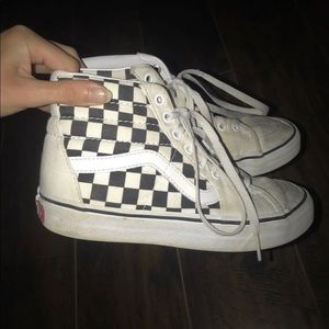 Checkerboard Vans Sk8 Hi